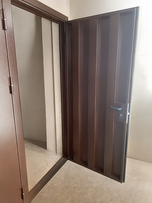 Конструкция с двумя створками Конструкция с двумя створками