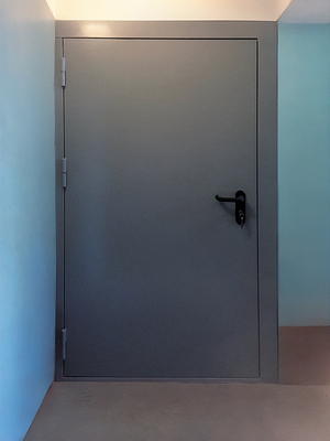 В подъезде МКД В подъезде МКД