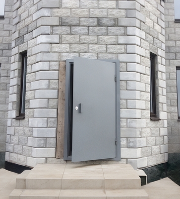 Уличная стальная дверь Уличная стальная дверь