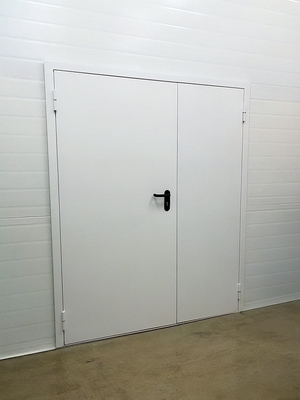 Белая огнеупорная дверь