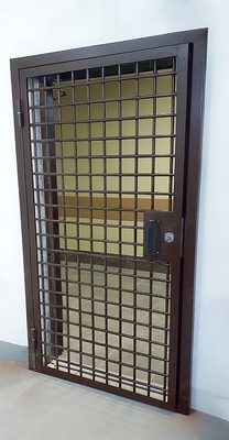 Решетчатая стальная дверь Решетчатая стальная дверь
