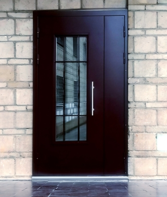 Дверь с большим стеклопакетом Дверь с большим стеклопакетом