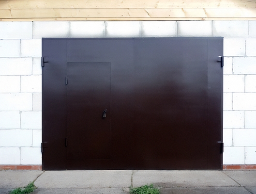 Металлические гаражные ворота Металлические гаражные ворота