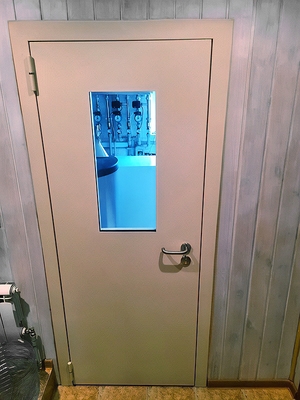 Дверь в котельную частного дома Дверь в котельную частного дома