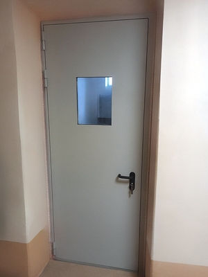 Огнезащитная дверь с окном Огнезащитная дверь с окном